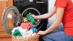 Prečo pridávať ocot do práčky: nečakané výhody pre bielizeň