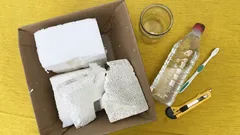 Lepidlo z polystyrénu: ako ho vyrobiť a čo dokáže v reálnych podmienkach