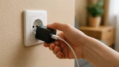 Oplatí sa vyťahovať nabíjačku zo zásuvky? Odborníci navždy rozptýlili všetky pochybnosti